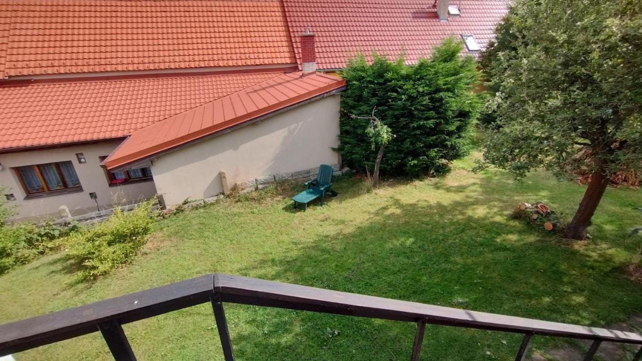 Apartamento Prague Zbraslav Old Garden Exterior foto